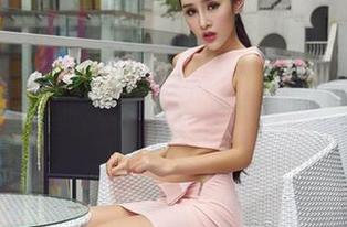 AISS爱丝(黄金版) – 欣杨的街角私拍大作战，今天你被美图撩了吗？
