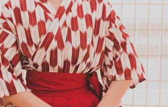 GIRLT果团网 – 精选图包里的周妍希，死库水让她仿佛在水底的精灵，我的脑子怎么一下子就意乱了？