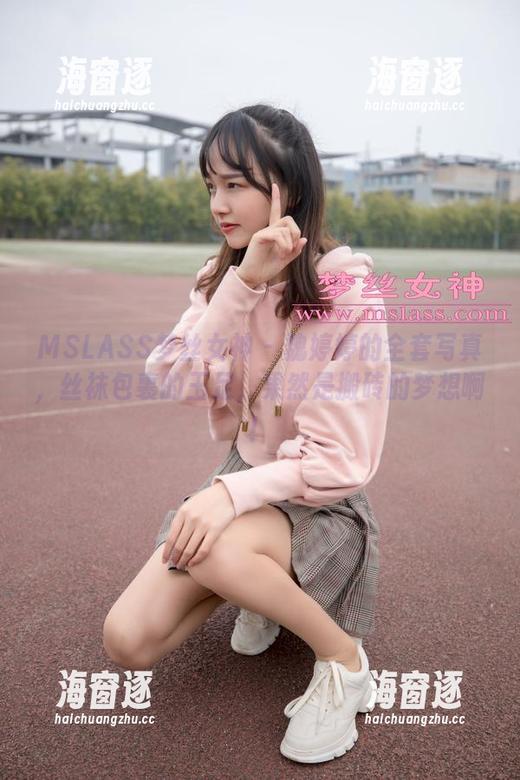 MSLASS梦丝女神 - 魏婷婷的全套写真，丝袜包裹的玉足，果然是搬砖的梦想啊！