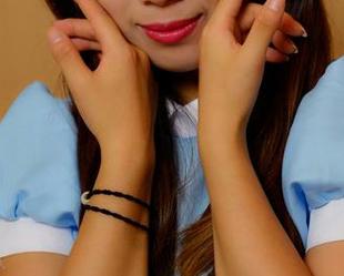 PANS写真 – 新模试镜：梦楠的写真视角与微妙的“喃喃自语”。