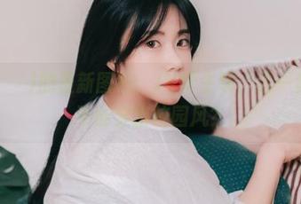Sia(시아)的最新图包：JK学生装，这一套你能不能穿出校园风？