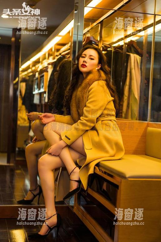 TouTiao头条女神 - 原图不够看，套图里的小热巴满满都是夏日的自由呼吸。