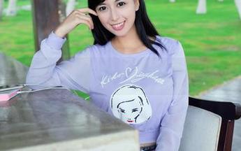TuiGirl – 白色是赵纹清的标配，私房照时髦得不行。
