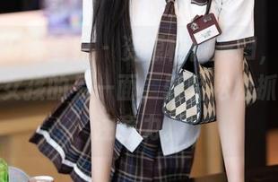 XIAOYU语画界 – 资源稍微一扫，李丽莎带你看女孩的另一面，轻轻松松抓住我的注意力。
