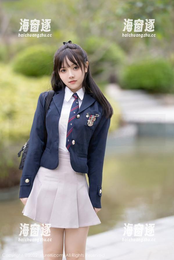 Xiuren秀人网 - 网盘里的黑丝大军：容容容Alice的花样合集快来领略啊