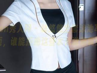 Xiuren秀人网 – 林悠悠全套泳池写真，呃，谁能拒绝这些水光潋滟呢？