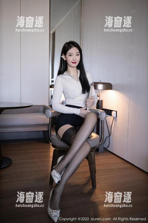 Xiuren秀人网 - 王俪丁呀，长腿图包，发誓看完后要多做拉伸，哈哈，能不能变成她的那种！