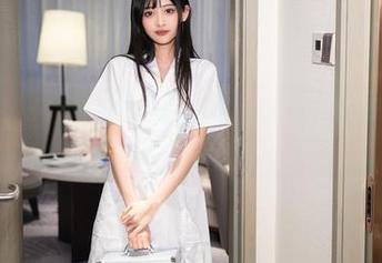 Xiuren秀人网 – 这组美脚图集是陈怡曼coco逼我重新审视脚的意义了。