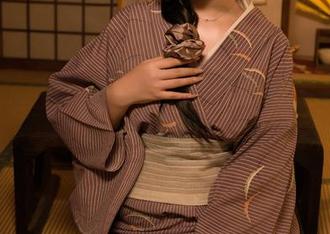 yuuhui玉汇的绿意盎然，美图里藏着几分妩媚？