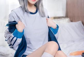 九柒喵的全套图包，真服！这OL制服总让我想起来办公室的气氛