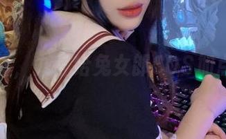 最新美图，九言给兔女郎COS加点辣味？