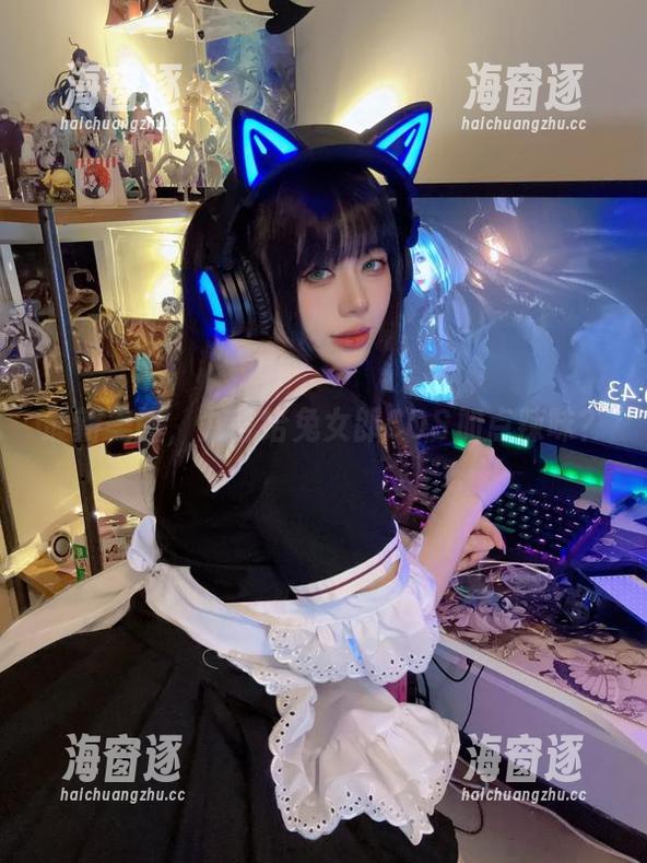 最新美图，九言给兔女郎COS加点辣味？