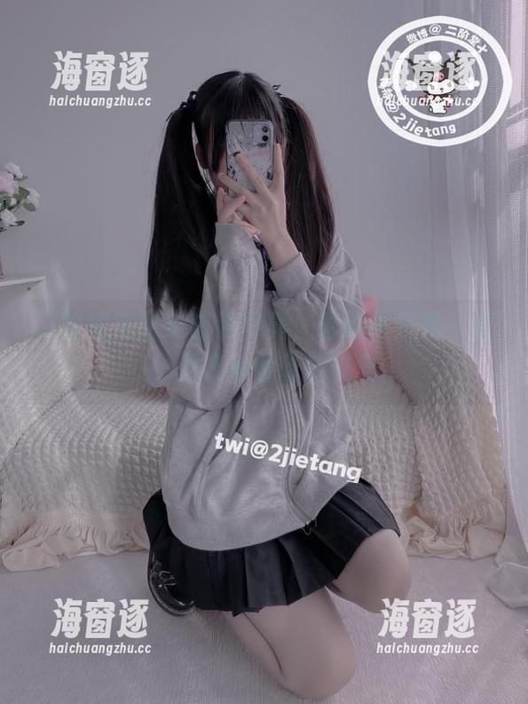 二阶堂宅绘子白色写真，看的不只是一幕，是某种意味的交集