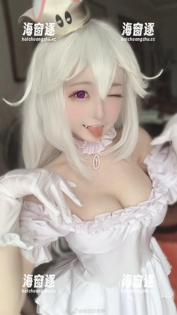 有种定制的神社巫女写真，佳佳酱ovo很会上道吧？
