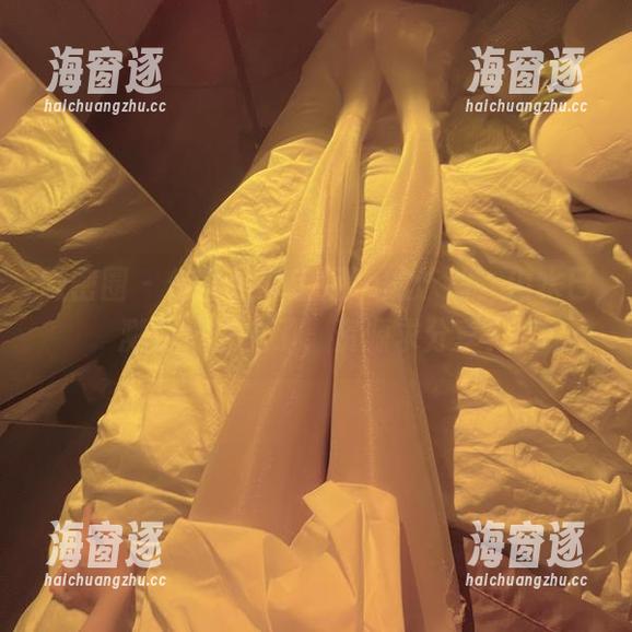 微密圈 - 作品是兔宝妮to的泳池，但水已溅到我身上了，资源求分享！