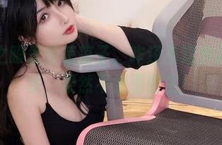 深空之眼里的凉凉子，咋还有这种高清气质，果然不愧是博主！