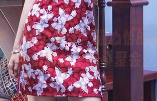 头条女神 – 窗边暖洋？温心怡的高清作品集堪比阳台上的小聚会！