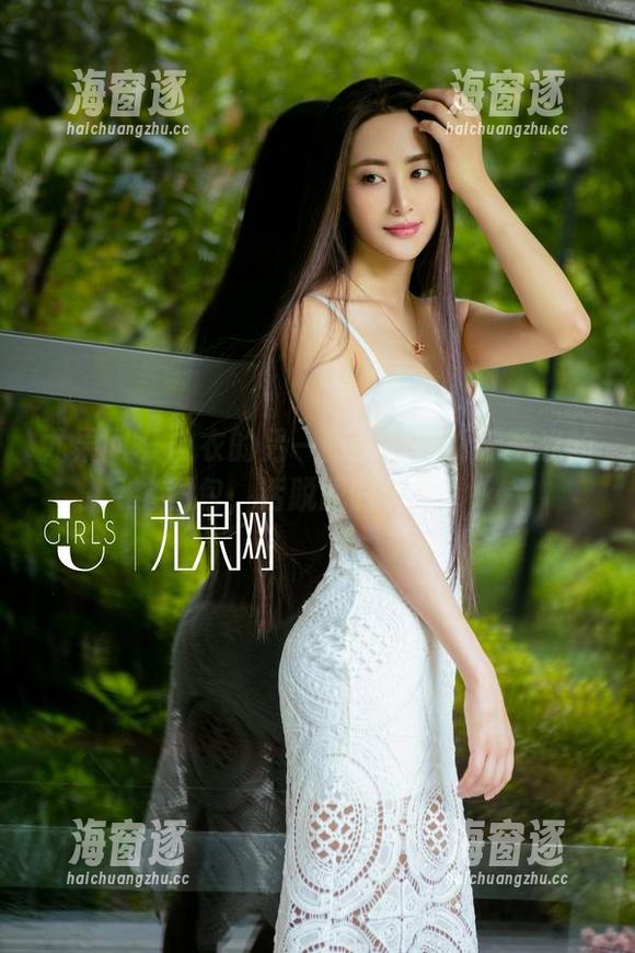 尤果网 - 内衣的另一面：郭婉祈无圣光的图包，活脱脱的俏皮。