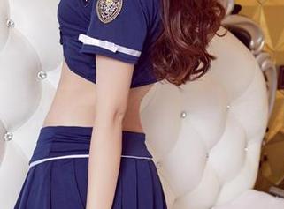 尤物馆 – 看艾小青如何让兔女郎从二次元’跳’进我们的画面——套图走起！