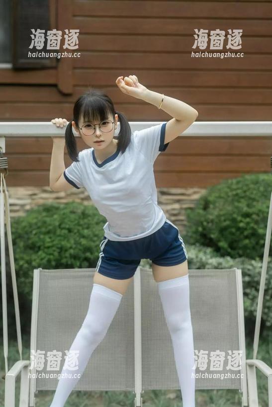 如果美脚能说话，幼水铃衣的下载必定是倾诉无数！