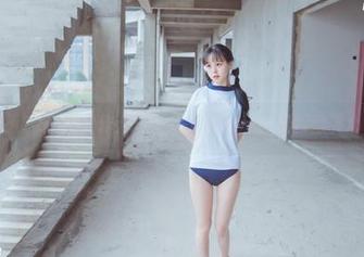 晕崽Zz最新力作：蕾丝之下的cos，连我都要心动