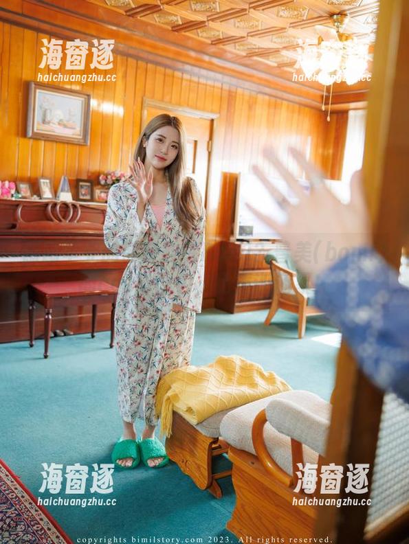 刚刚毕业的健身教练Bomi？普美(bomi)的cos与图包，比重训还累！