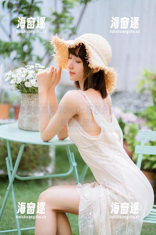 泳池里的木绵绵OwO–图包分享，趁着盛夏别犹豫！