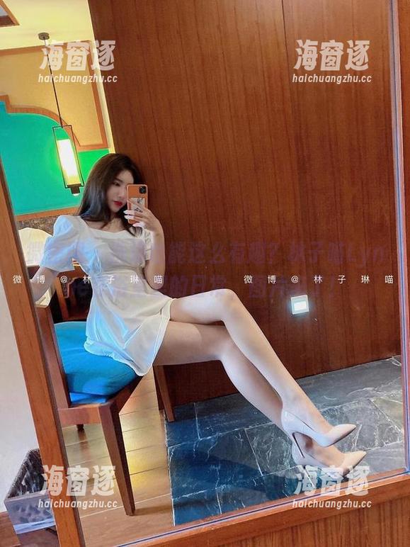 微密圈 - 洗澡也能这么有趣？林子喵Lynne在浴室里的日常，图片来了！