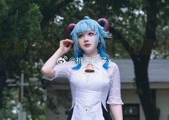 桃墨公子的校服合集，似乎比教室更温暖？