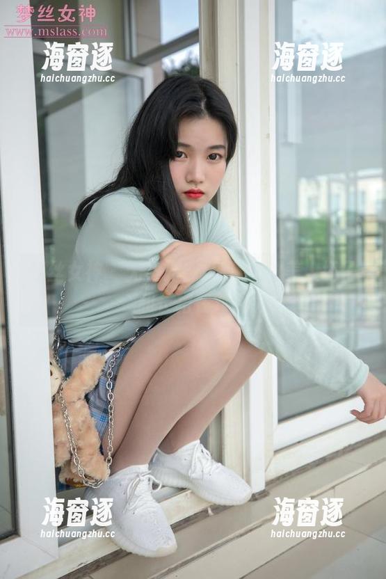 梦丝女神 - 无圣光，只有玥玥的美人坯子和长裙在对视