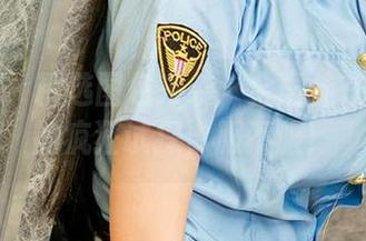 爱尤物 – 精选图包来袭：金雨佳在旗袍里的疯狂试探，服不服！