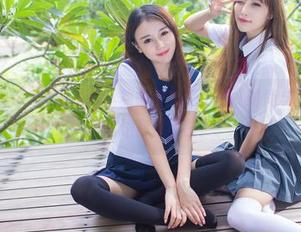 爱蜜社 – 看这里，Abby李雅的皮衣写真——时尚与福利，一并打包送到你面前！