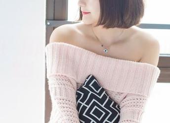 爱蜜社 – 图库里翻到杨紫嫣Cynthia的裤里丝，屏幕是否也有点热？