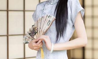 秀人网 – 不止是Zoe柚柚在线的白丝，更是一场色调的耀眼升华。