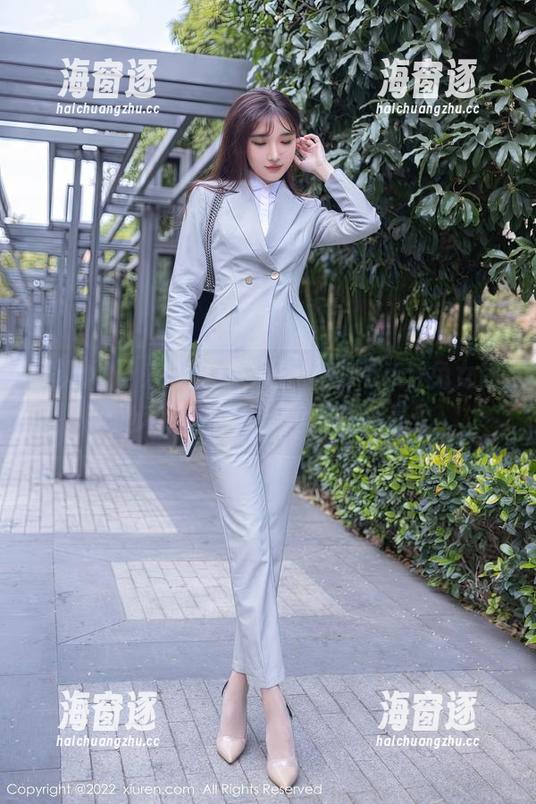 秀人网-王馨瑶Yanni 秀人网 - 来吧,跟上王馨瑶Yanni兔女郎的步伐,绝对让你眼前一亮!