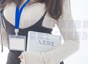 紧急企划 – 小恩网球经典美图图集：打球？不，照样可以做个“颜值担当”。