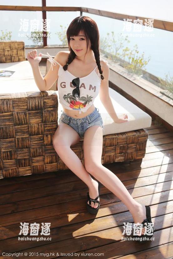 美媛馆 - 看，沈佳熹穿牛仔裤，连照片都想跟着摇摆！