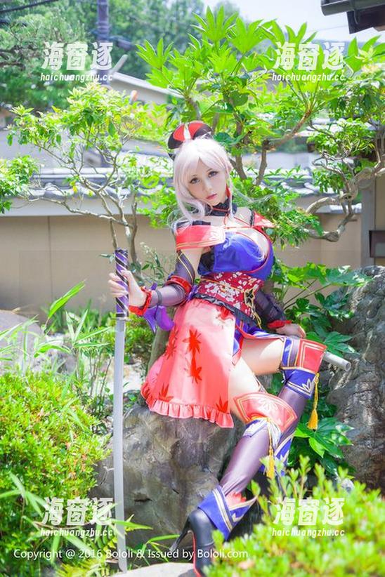 菠萝社 - 猫九酱Sakura的高清厨娘写真：锅里香气四溢，外面颜值在线！