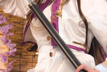 柴郡自拍新资源：起司块wii带你领略不一样的角度，可以咬一口吗？