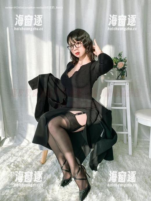 超皮皮皮奶 超皮皮皮奶的镂空私拍,犹如隐秘的拼图,美图满天飞呀!