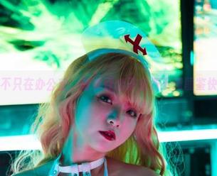 职业装不只在办公室，青水百合子免费下载图鉴快来拿！
