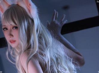 不知道为什么，“黑白御猫”总让我想起迷雾中的女王，一套写真，你值得一试！